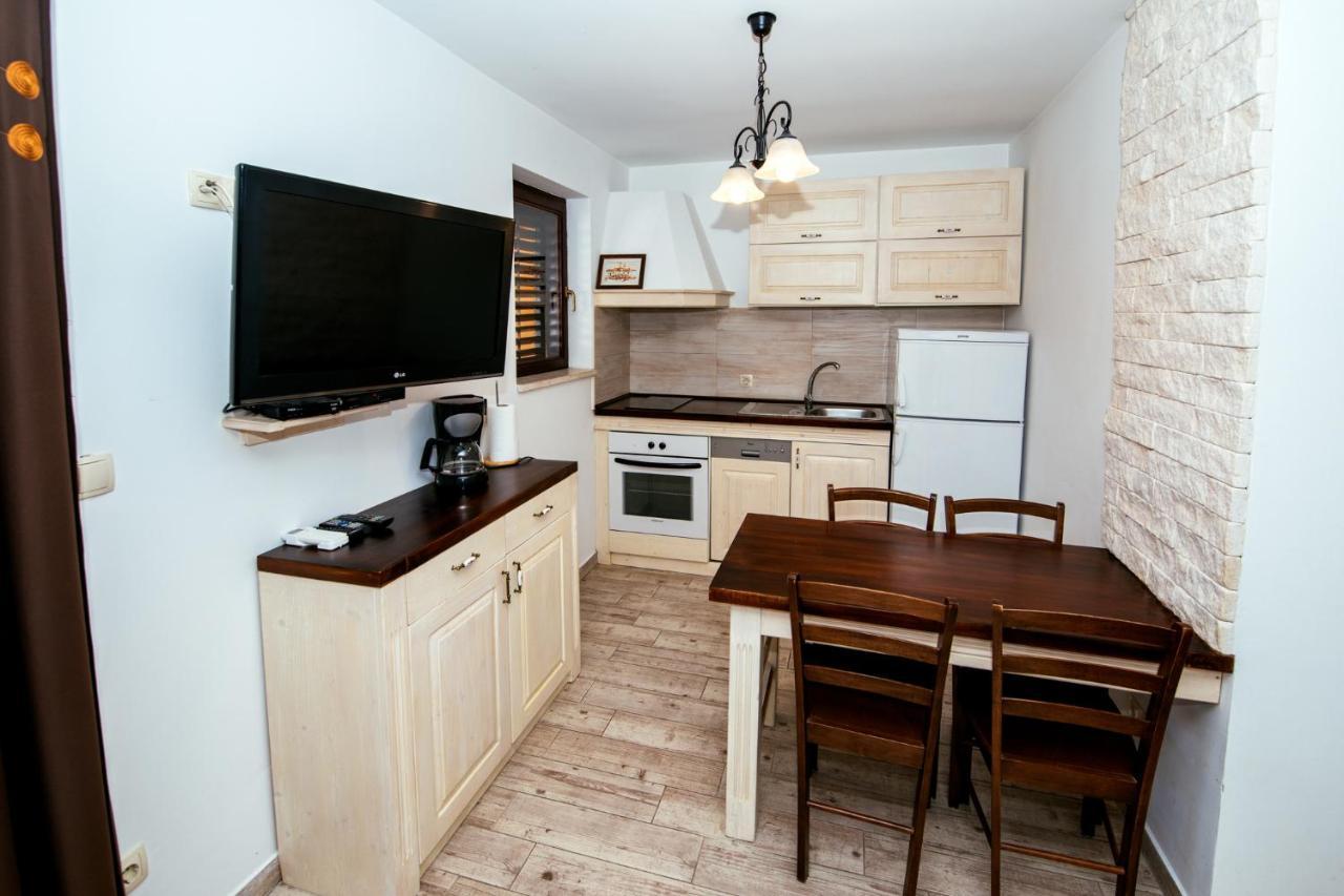 M&M Apartments Biograd Na Moru Eksteriør bilde